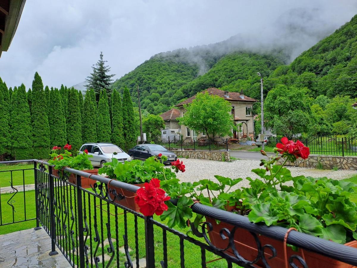 Тиловите Къщи Ribarica Bagian luar foto